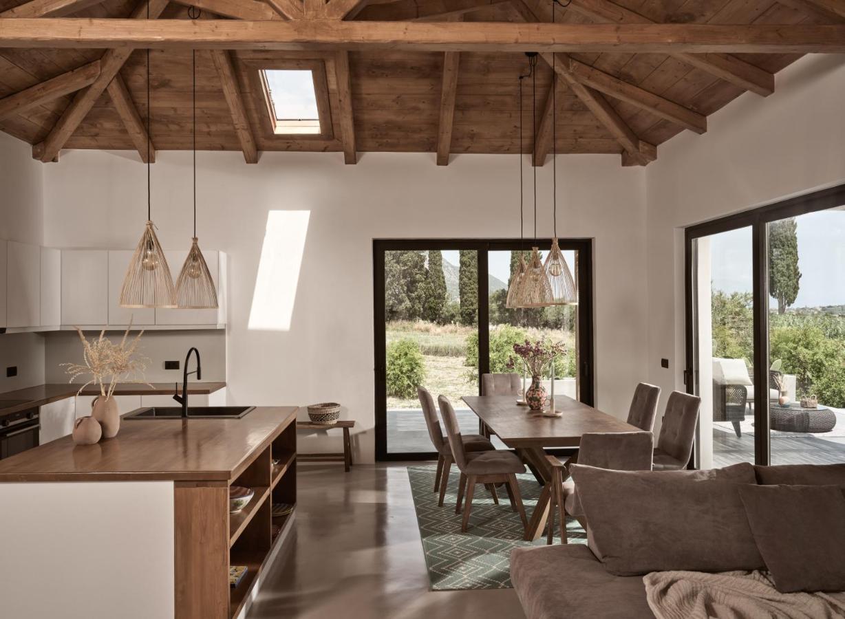 Yliessa - Luxury Pool Villa Surrounded By Nature Drakas ภายนอก รูปภาพ